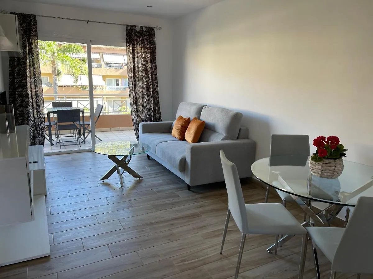 Neue Terrassenwohnung Mit Pool Puerto De La Cruz Spain