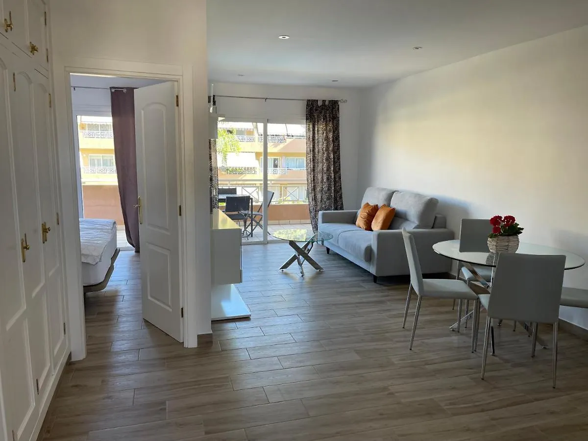 Apartment Neue Terrassenwohnung Mit Pool Puerto De La Cruz Spain